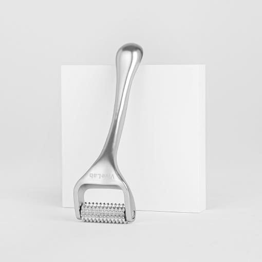 ViveLab Hair Scalp Roller ViveLab Revi Technology Scalp Boosting Needle Roller